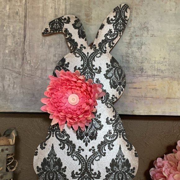 Easter Bunny Door Hanger - Picture 2 of 4